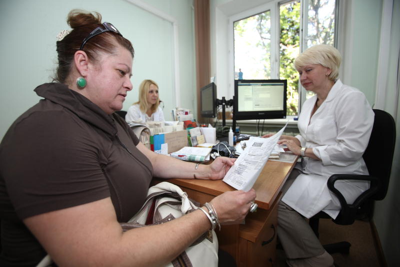 970 тысяч жителей Москвы стали обладателями электронных медицинских карт