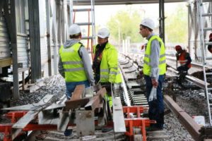 Строительство моста между территорией завода имени Лихачева и Варшавским шоссе начнется после 2018 года Строительство моста между территорией завода имени Лихачева и Варшавским шоссе начнется после 2018 года