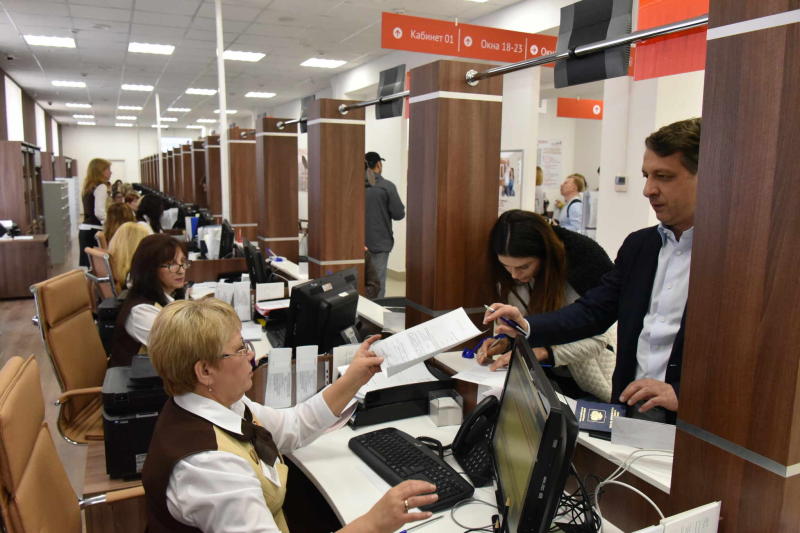 Граждане России смогут обменять водительские права в многофункциональных центрах