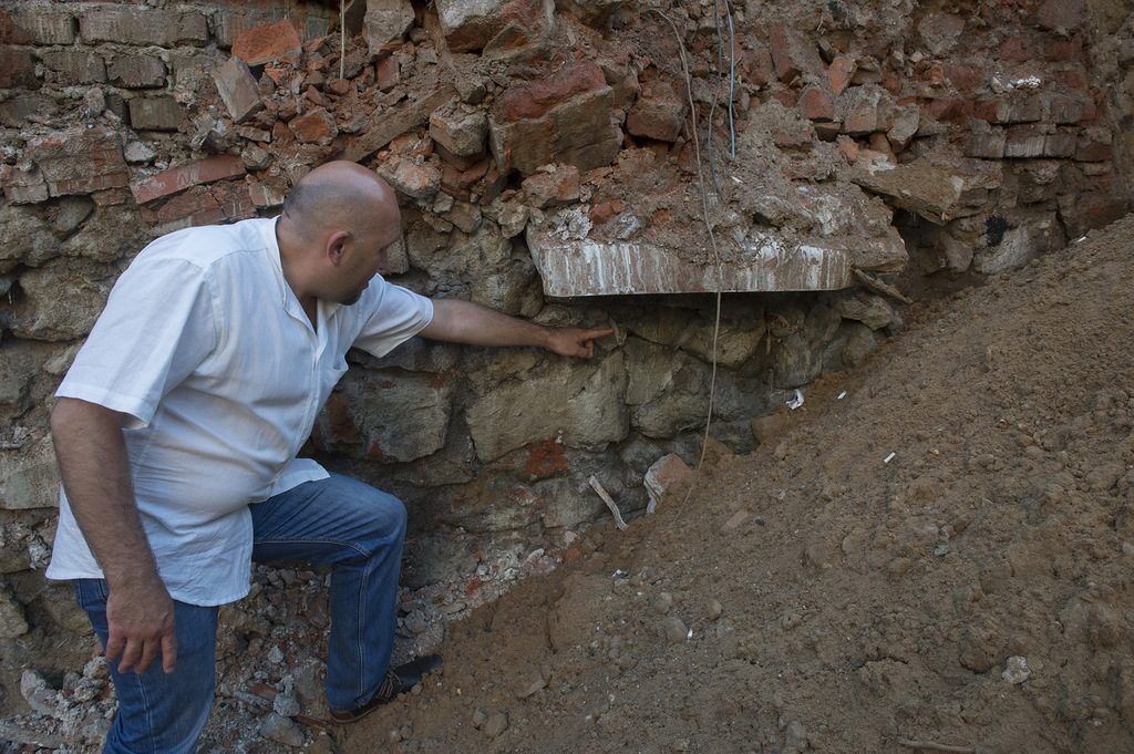 Старинная белокаменная кладка обнаружена в Южном округе Москвы