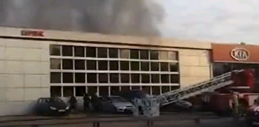 В столичном автосалоне «КИА» потушен пожар