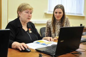Курсы компьютерной грамотности для старшего поколения откроются в Культурном центре ЗИЛ Курсы компьютерной грамотности для старшего поколения откроются в Культурном центре ЗИЛ