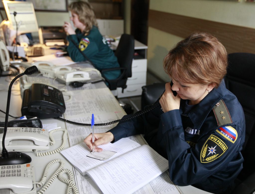 Потолок обрушился в торговом центре на юго-востоке Москвы