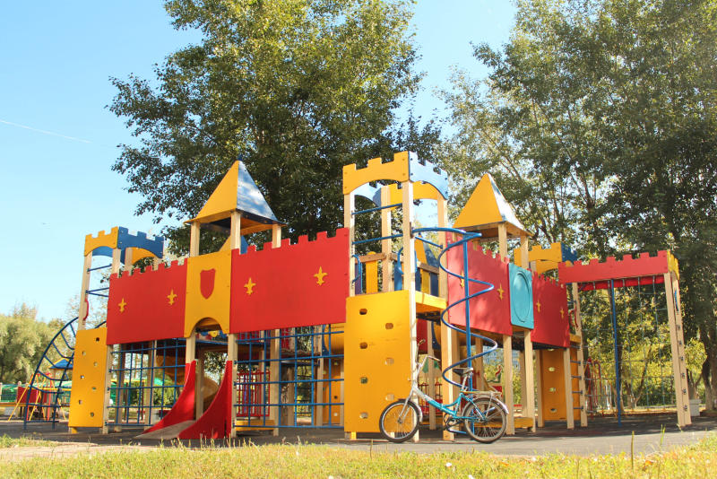 Детские площадки отремонтировали в районе Чертаново Южное