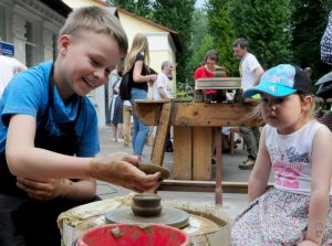 Творческие мастер-классы для детей проведут в Царицынском парке