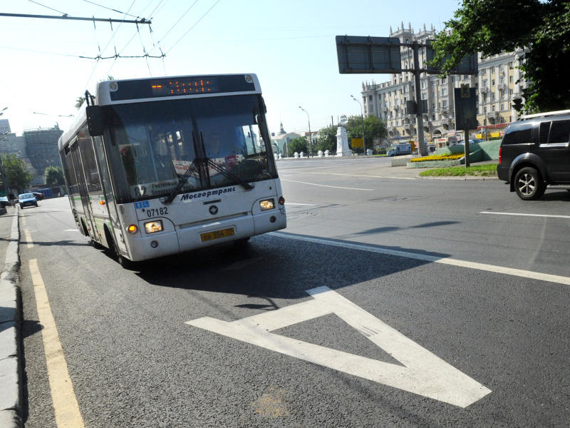 На Можайском шоссе и Кутузовском проспекте появится выделенная полоса для общественного транспорта