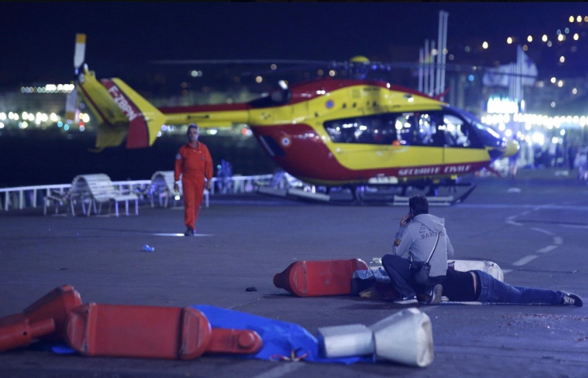 Теракт в Ницце: 84 погибших, более 100 раненых