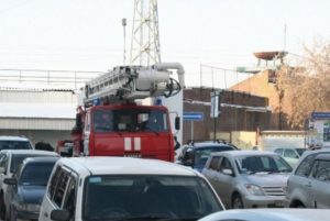 Пропусти пожарную машину Пропусти пожарную машину