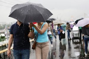 В Москве оранжевый уровень опасности погоды продлен на 2 августа