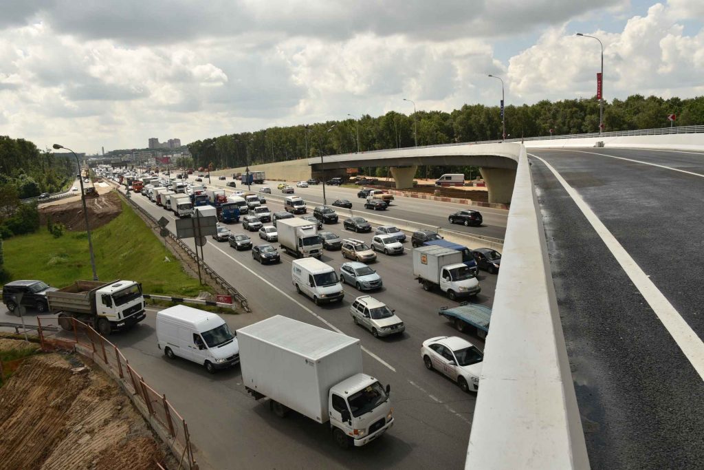 В Москве карту пробок начнут показывать по телевизору