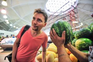 Спелый арбуз звонким не бывает Спелый арбуз звонким не бывает