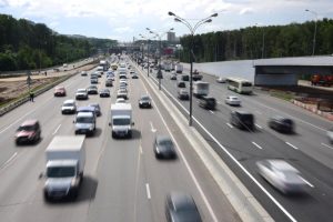 На Новоцарицынском шоссе частично ограничат движение. Фото: "Вечерняя Москва"