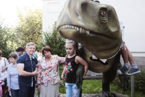 Москвичи смогут поохотиться на мамонта в День древних обитателей Земли. Фото: "Вечерняя Москва" Москвичи смогут поохотиться на мамонта в День древних обитателей Земли. Фото: "Вечерняя Москва"