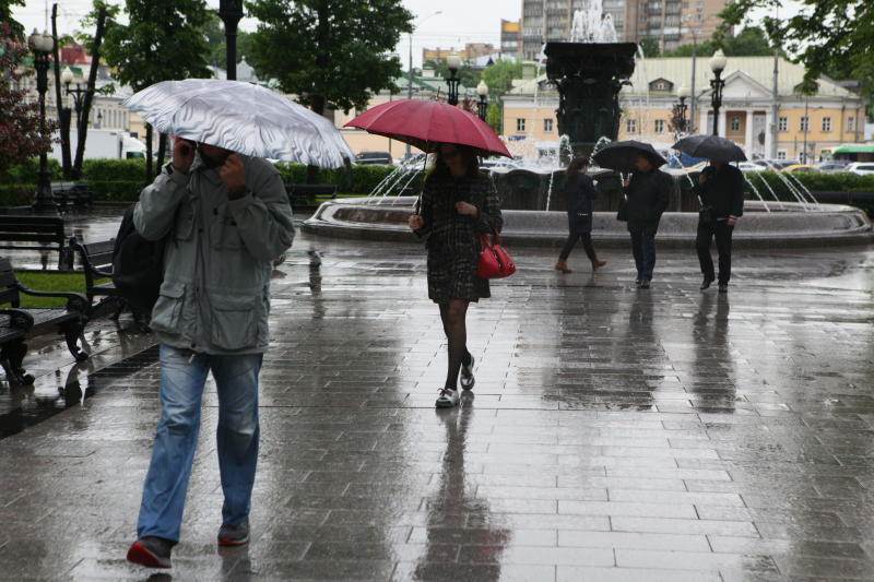 Москву ожидают дожди и жара