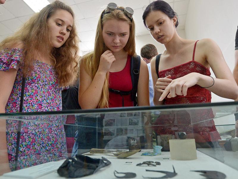 Личные вещи Маяковского и Булгакова покажут в галерее «На Шаболовке»