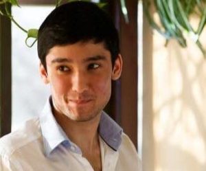 «Гонщик на Гелендвагене» Руслан Шамсуаров напал на журналистку в суде