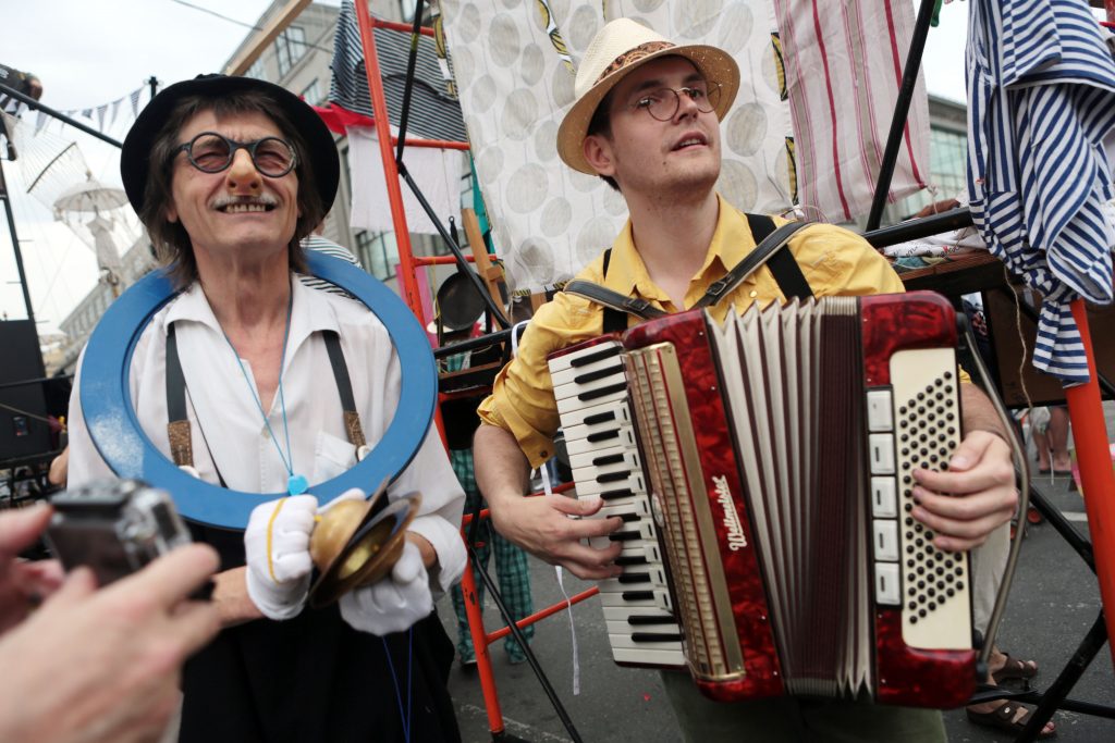Эстрадные артисты и музыкальные группы выступят на празднике «Осень в Бирюлево»