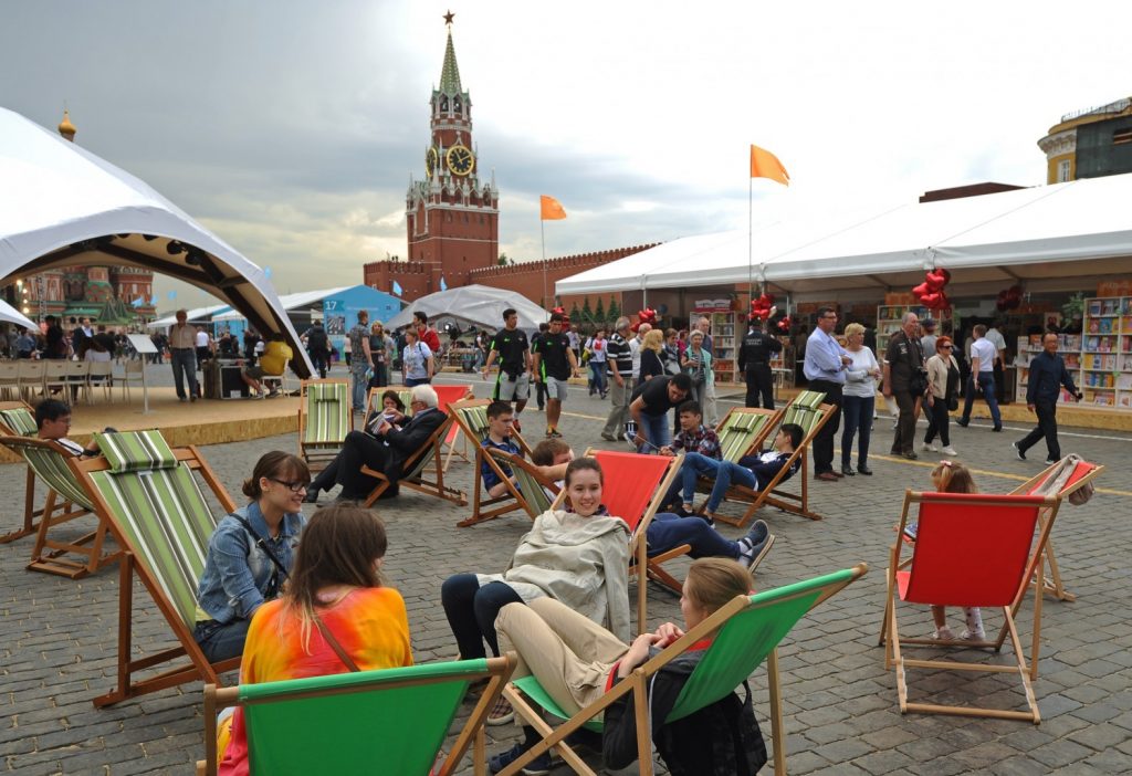 Уличные камеры покажут москвичам площадки Дня города