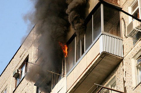 Захламленный балкон – причина возникновения пожара
