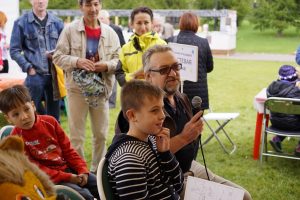 Распознавать фальшивое НЛО детей научили в "Царицыно". Фото: пресс-служба библиотеки №152 Распознавать фальшивое НЛО детей научили в "Царицыно". Фото: пресс-служба библиотеки №152