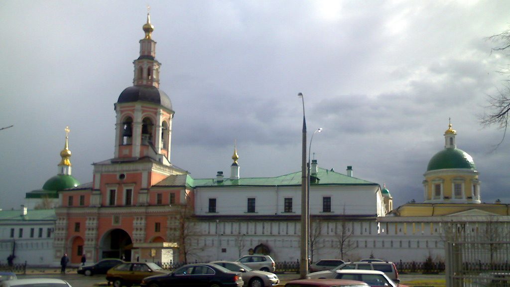 Саперы не обнаружили бомбы в Даниловом монастыре на юге Москвы