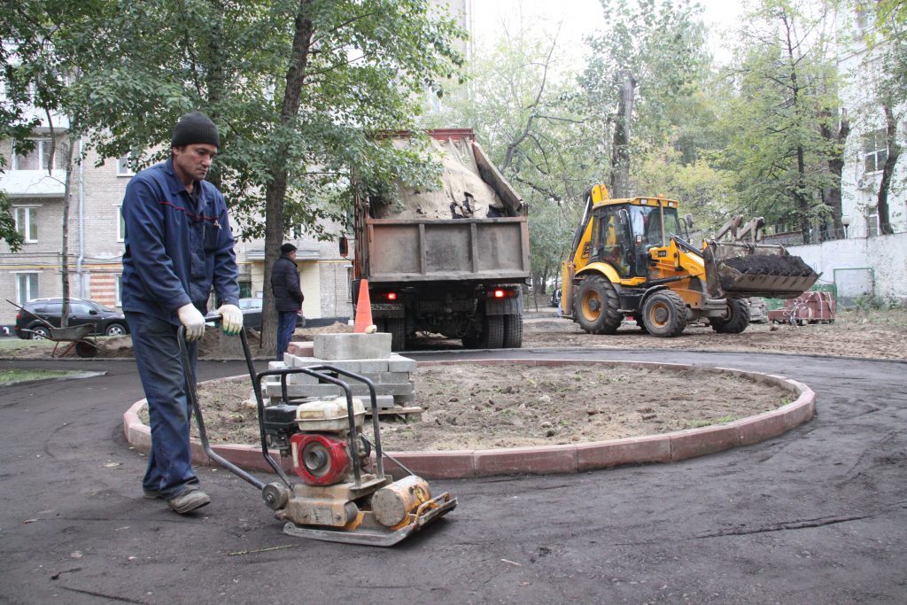 В Чертанове Северном благоустроят три дворовых территории