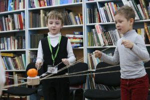 Экологические кружки для детей открылись в библиотеке № 138. Фото: "Вечерняя Москва" Экологические кружки для детей открылись в библиотеке № 138. Фото: "Вечерняя Москва"