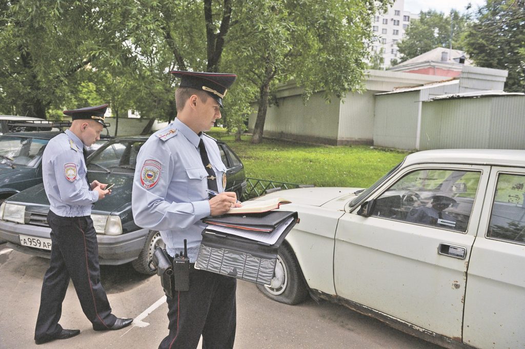 В районе Орехово-Борисово Южное задержаны двое грабителей