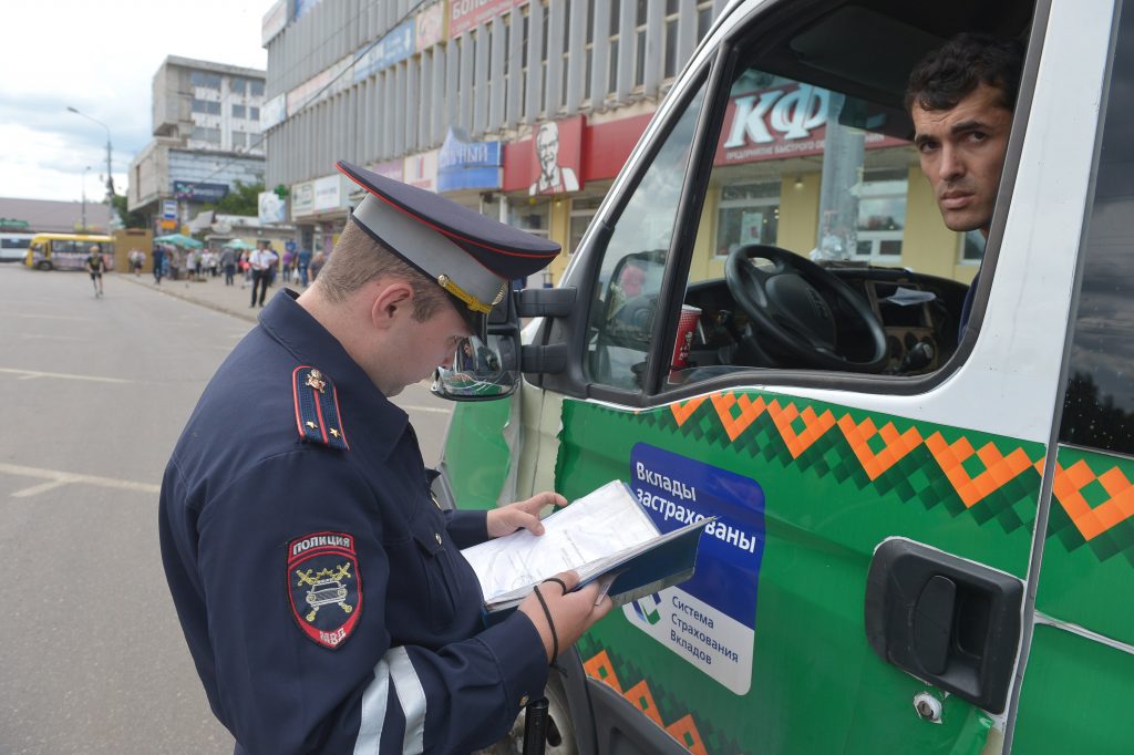 В 2016 году в Москве остановили три тысячи нелегальных автобусов