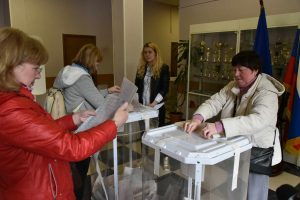 Мосизбирком гарантировал наблюдателям от партий проход на избирательные участки. Фото: "Вечерняя Москва"