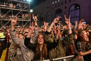 Звезды отечественной эстрады выступят в Парке Легенд в День города. Фото: "Вечерняя Москва" Звезды отечественной эстрады выступят в Парке Легенд в День города. Фото: "Вечерняя Москва"