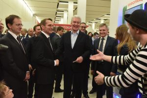 Нужны не фабрики, а талантливые люди. Фото: "Вечерняя Москва" Нужны не фабрики, а талантливые люди. Фото: "Вечерняя Москва"