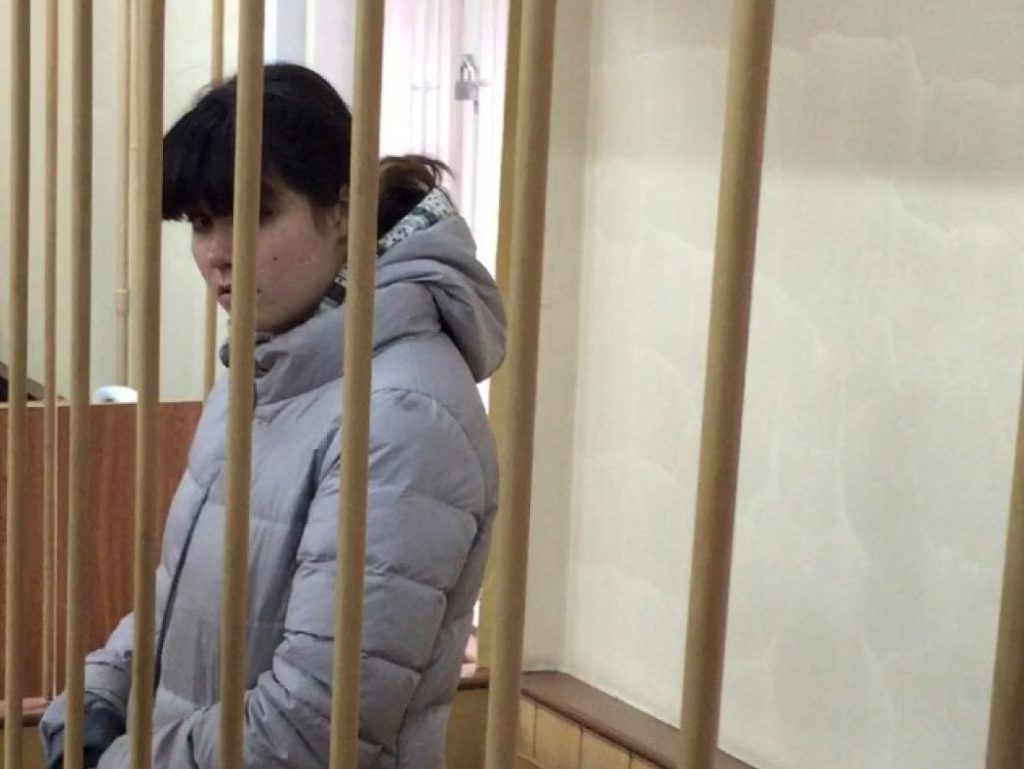 Студентка Караулова не признала связь с ИГИЛ* и осталась под стражей