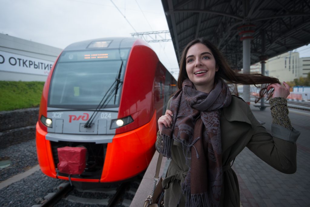 Зарядные устройства для гаджетов установят на всех станциях Московского центрального кольца