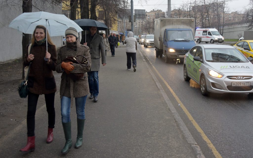 В четверг москвичей ждет похолодание с дождем