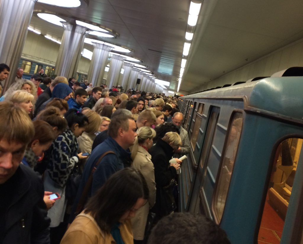 Сбой на фиолетовой ветке Московского метро ликвидирован
