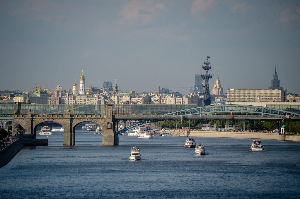 Плавающий бассейн появится на Москва-реке возле ЗИЛа