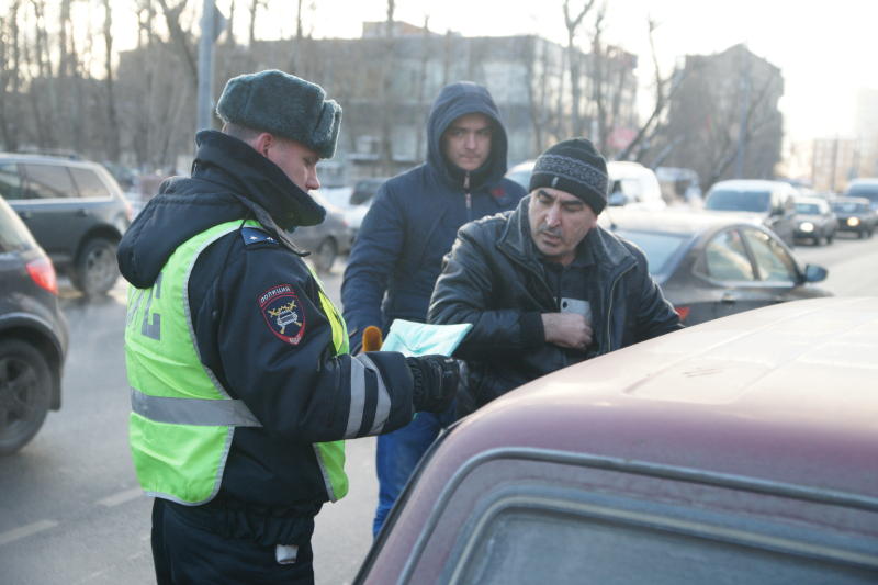 Виновный в аварии на Варшавском шоссе водитель грузовика пытался скрыться