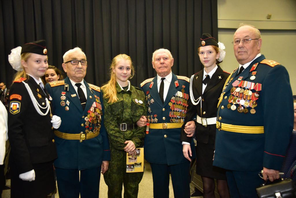 На юге столицы с 90-летним юбилеем поздравили ветерана Великой Отечественной войны Николая Петровича Клековкина