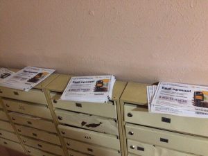 Фото: 22 ноября 2016 года. Ленивый почтальон перестал раскладывать квитанции по ящикам