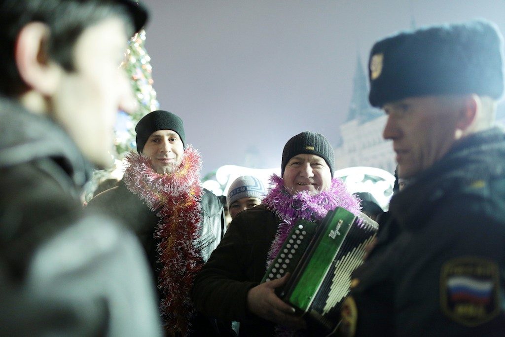 Москва вводит запрет на продажу алкоголя в местах новогодних гуляний
