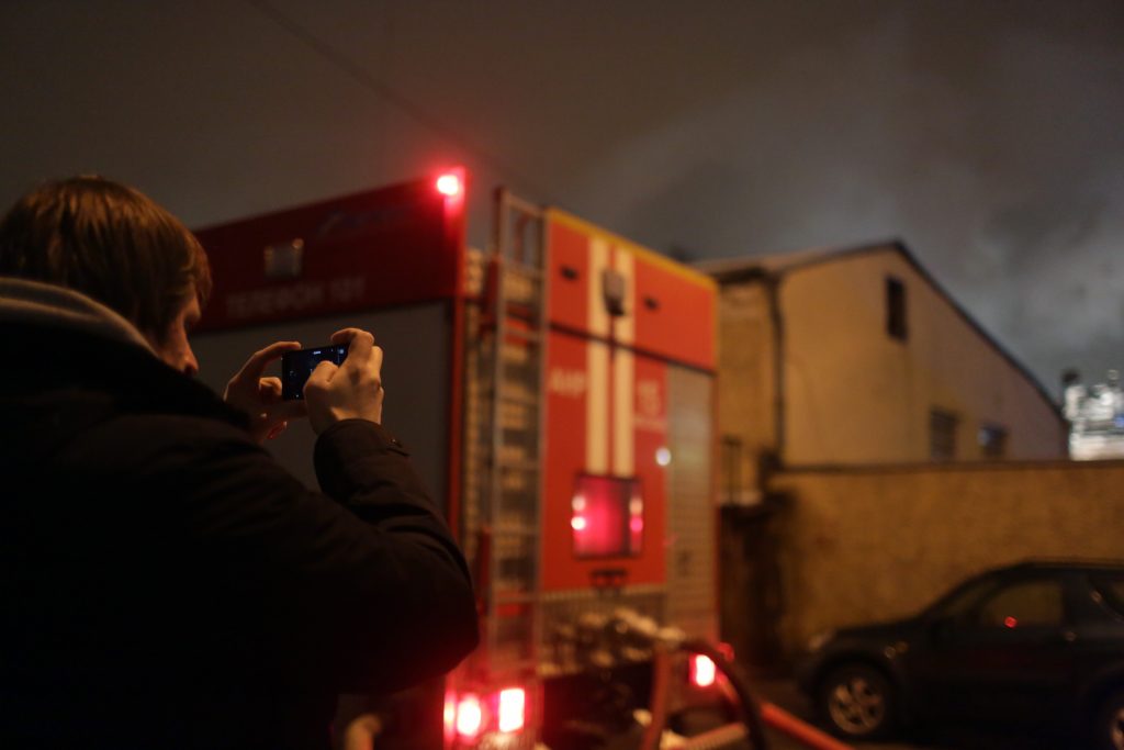 Пожар в общежитии на юго-востоке Москвы: эвакуированы более 300 человек