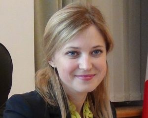 Наталья Поклонская въехала в депутатскую квартиру с видом на МГУ
