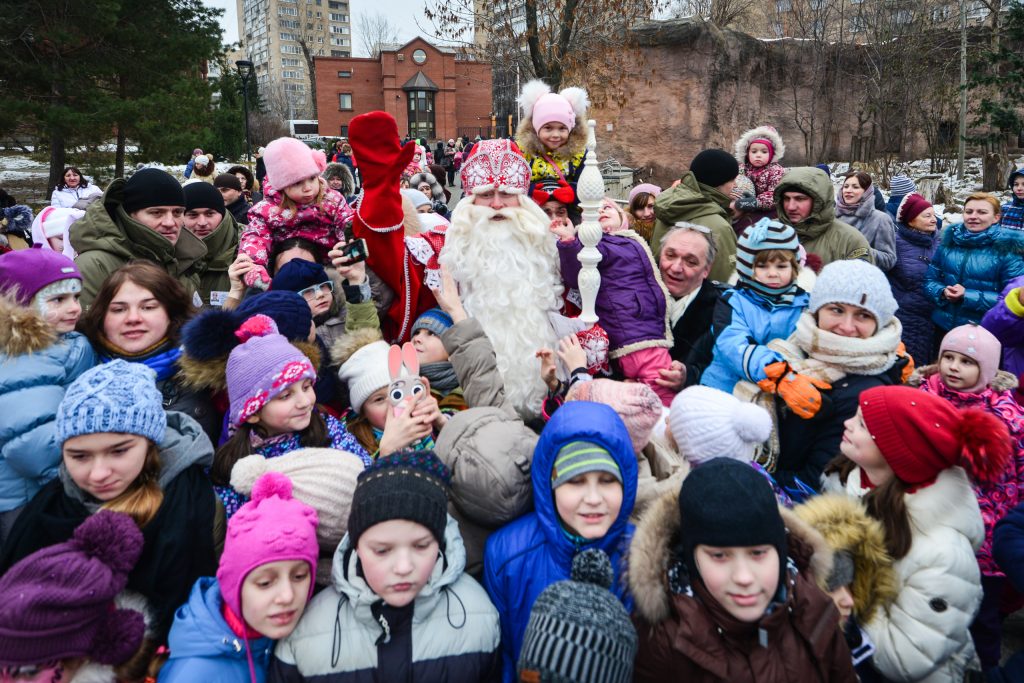 Конкурс «Парад сказочных войск Деда Мороза» проведут в центре «На Сумском»