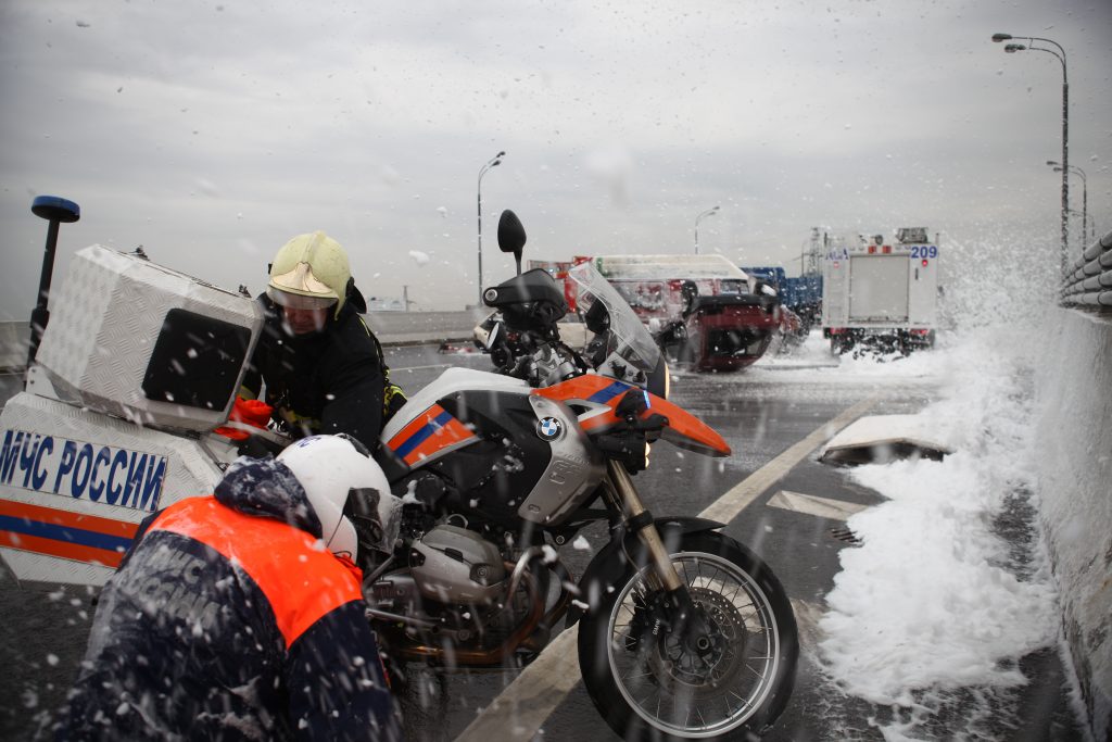 Зимняя дорога: за сутки в Москве произошло 900 ДТП