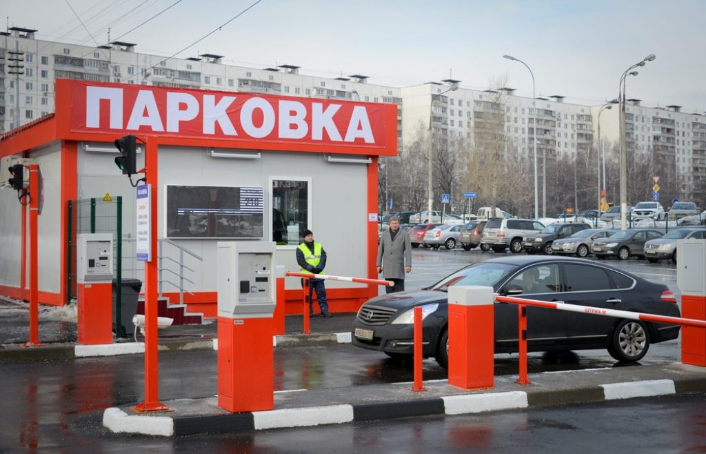 Перехватывающая парковка откроется около станции метро «Зябликово»