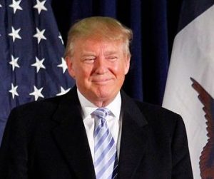 СМИ: Дональд Трамп снимает санкции против России