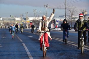 Первый зимний велопарад в Москве. Фото: Антон Гердо, "Вечерняя Москва" 