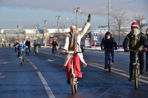 Первый зимний велопарад в Москве. Фото: Антон Гердо, "Вечерняя Москва"