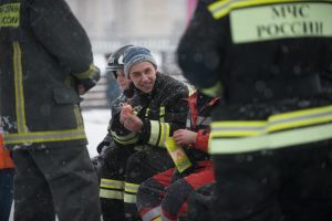 МЧС опровергло информацию об обрушении здания. Фото: "Вечерняя Москва"